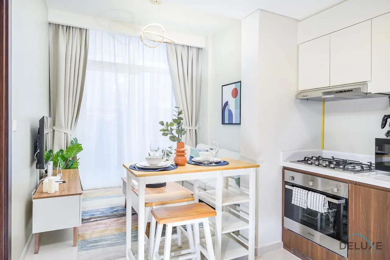 Distinguished 1Br At Vera Tower Business Bay By Deluxe Holiday Homes Dubai